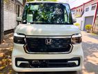 Honda N-Box Custom 2025