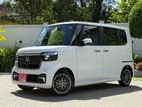 Honda N-Box Custom 2025