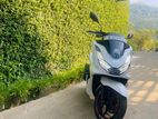 Honda PCX 2021