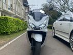 Honda PCX 125 2021