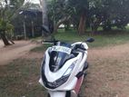 Honda PCX 125 2024