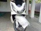 Honda PCX 125 2024