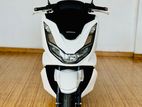 Honda PCX 125 B/N Japan 2024