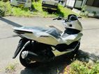 Honda PCX 2024