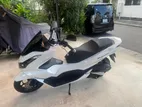 Honda PCX160 2024