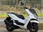 Honda PCX160 2025