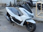 Honda PCX 2025
