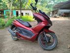 Honda PCX 2016