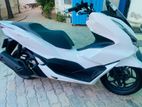 Honda PCX 2023