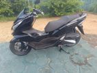 Honda PCX 2023