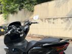 Honda PCX 2023