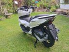 Honda PCX 2023