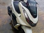 Honda PCX 2023