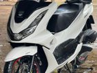 Honda PCX 2023