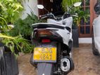 Honda PCX 2023