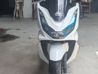 Honda PCX160 2024