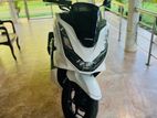 Honda PCX 2024