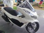 Honda PCX 2024