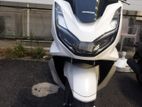 Honda PCX 2024