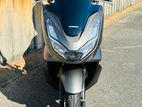 Honda PCX 2024