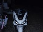 Honda PCX 2025