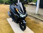 Honda PCX 2025