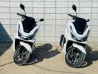 Honda PCX 2025