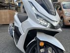 Honda PCX 2025
