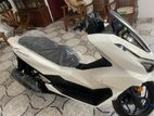 Honda PCX 2025