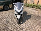 Honda PCX 2025