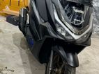 Honda PCX 2025