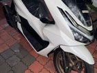 Honda PCX 2025