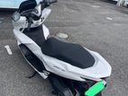 Honda PCX 2025