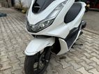 Honda PCX 2025