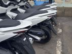 Honda PCX 2025