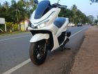 Honda PCX 2025