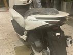 Honda PCX 2025