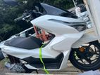 Honda PCX 2025