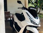 Honda PCX 2025