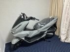 Honda PCX 2025