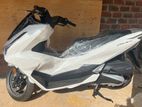 Honda PCX 2025
