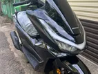 Honda PCX160 2025