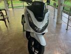 Honda PCX 2024