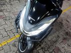 Honda PCX160 2023