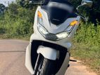 Honda PCX 2023