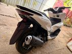 Honda PCX160 2025