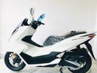 Honda PCX160 2025
