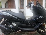 Honda PCX160 2025
