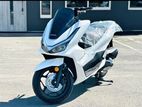 Honda PCX160 2025