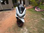 Honda PCX160 2025